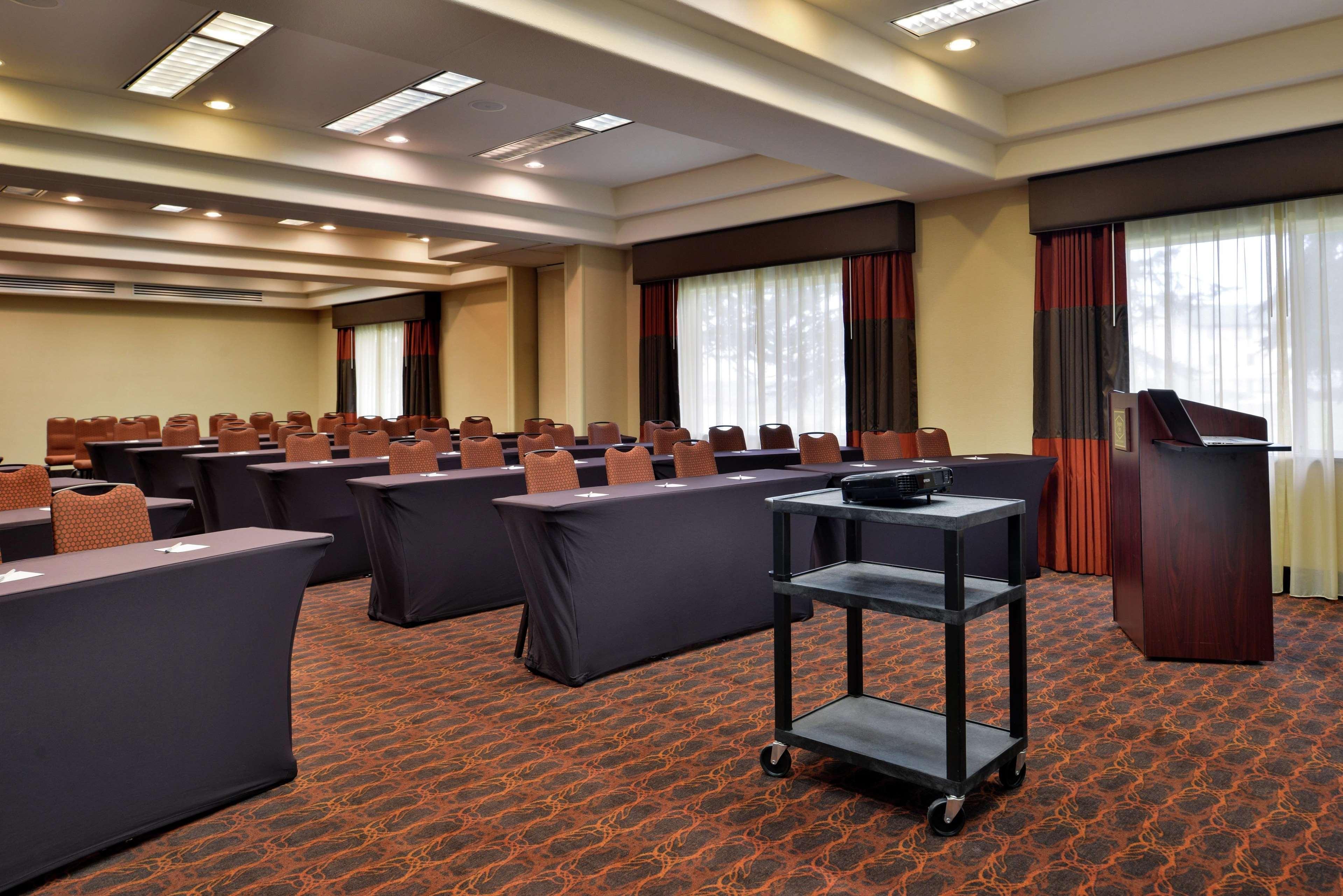 Hampton Inn Idaho Falls / Airport Екстериор снимка