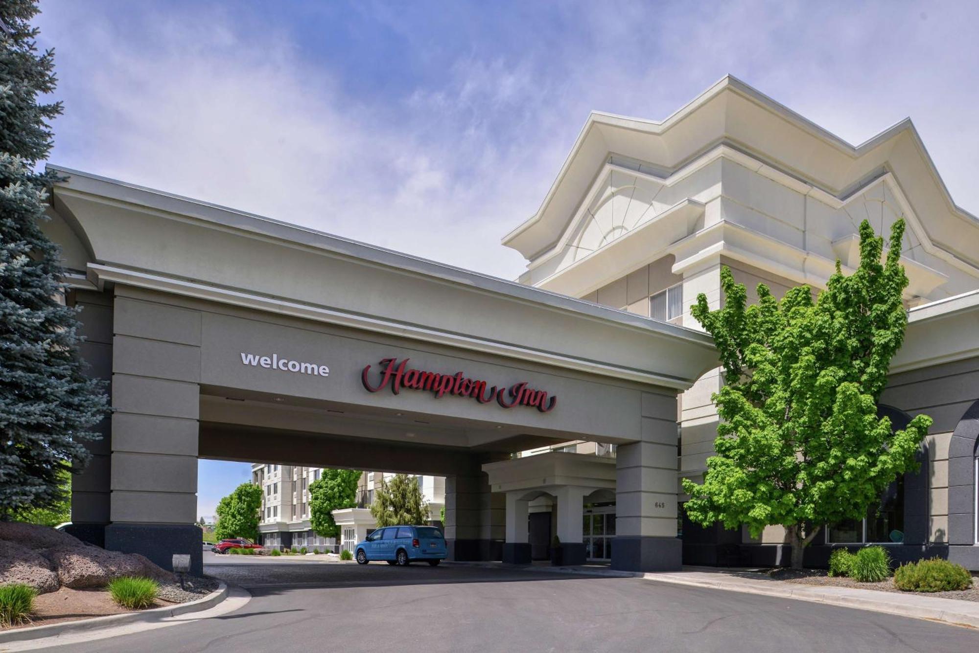 Hampton Inn Idaho Falls / Airport Екстериор снимка