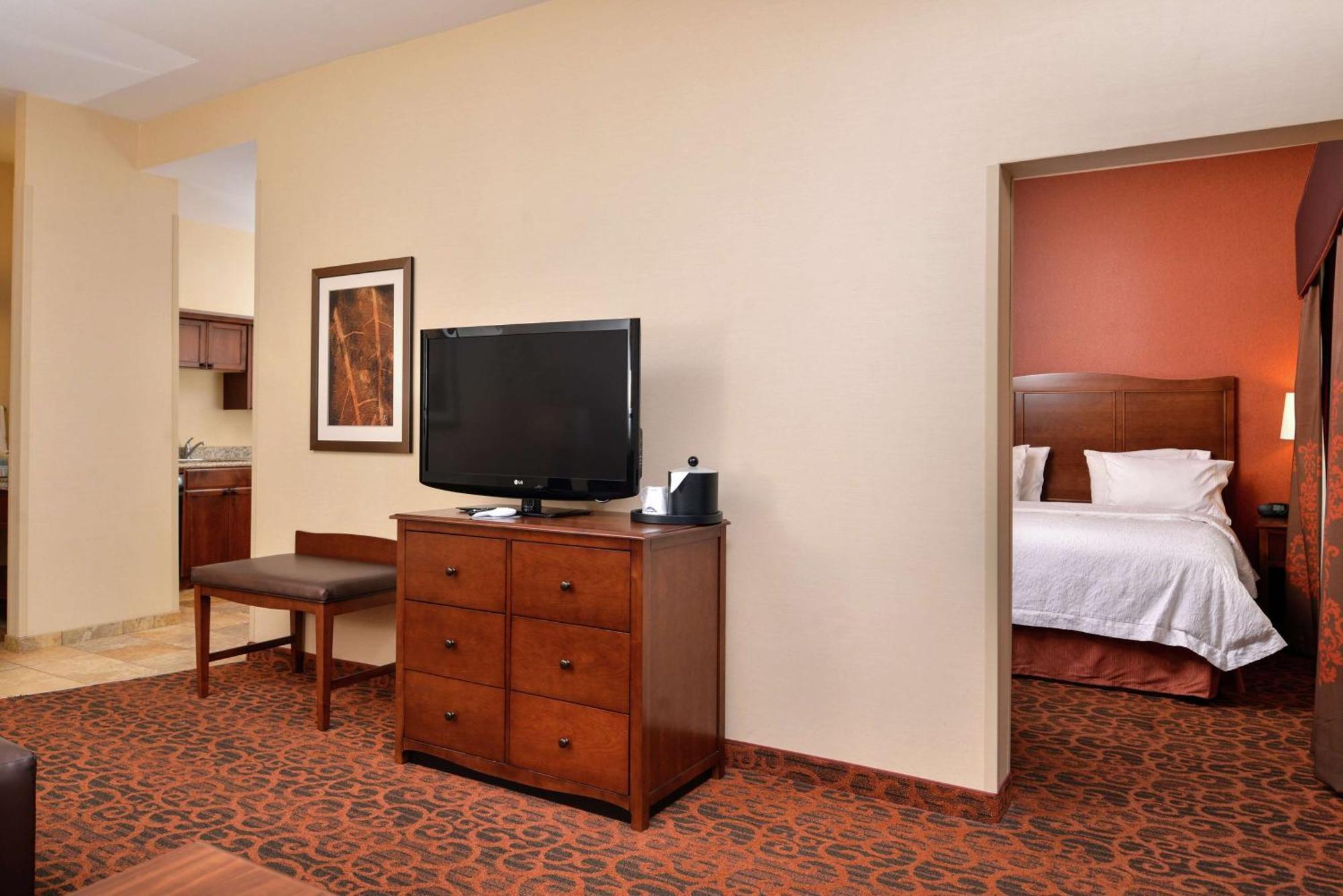 Hampton Inn Idaho Falls / Airport Екстериор снимка