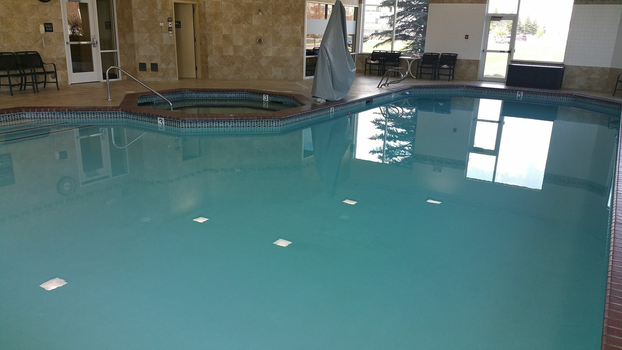 Hampton Inn Idaho Falls / Airport Екстериор снимка